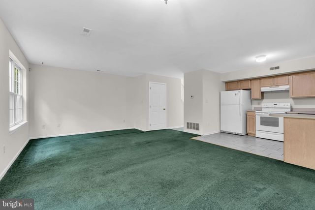 86 HIGH MEADOWS DR, Sicklerville, NJ 08081
