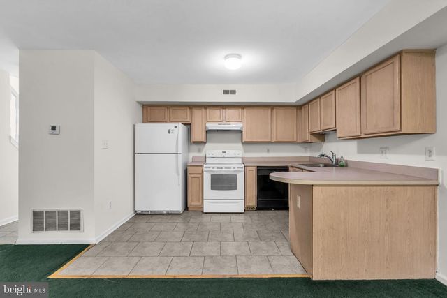 86 HIGH MEADOWS DR, Sicklerville, NJ 08081