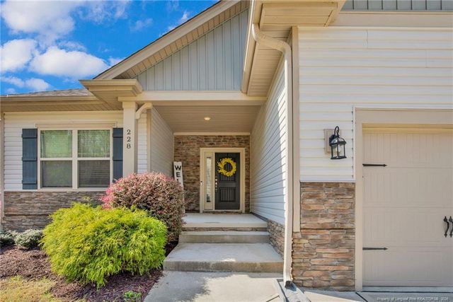 228 Glendale Circle, Sanford, NC 27332