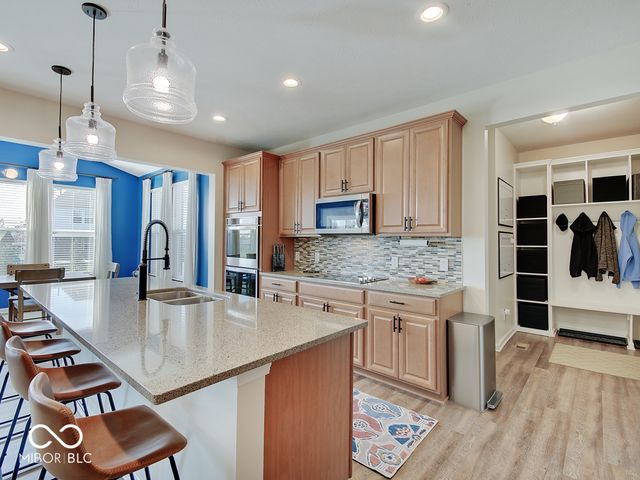 9668 Madera Court, Fishers, IN 46040