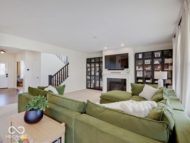 9668 Madera Court, Fishers, IN 46040