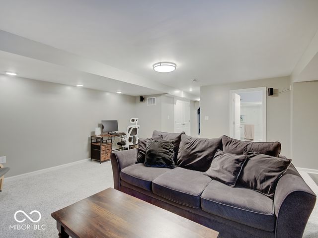 9668 Madera Court, Fishers, IN 46040