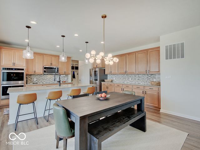 9668 Madera Court, Fishers, IN 46040