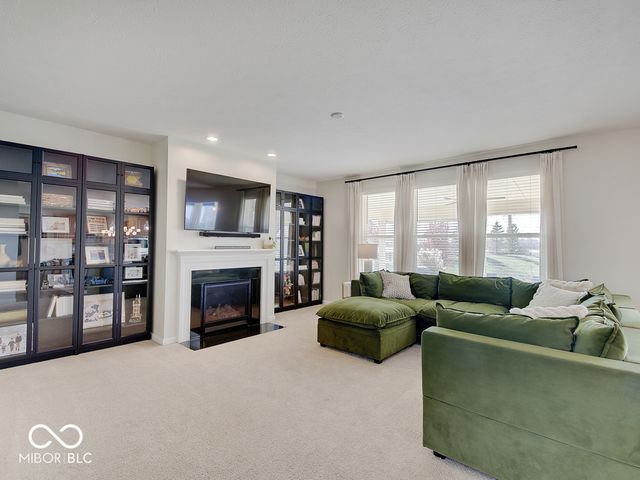 9668 Madera Court, Fishers, IN 46040