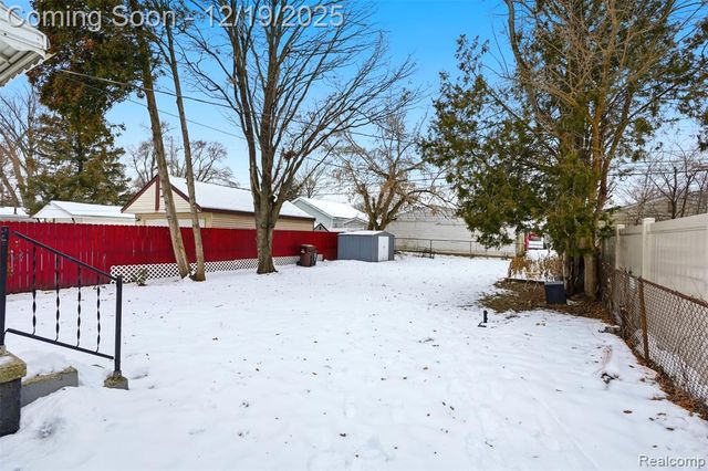 4654 Gloria Street, Wayne, MI 48184