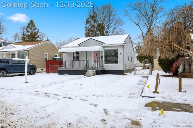 4654 Gloria Street, Wayne, MI 48184