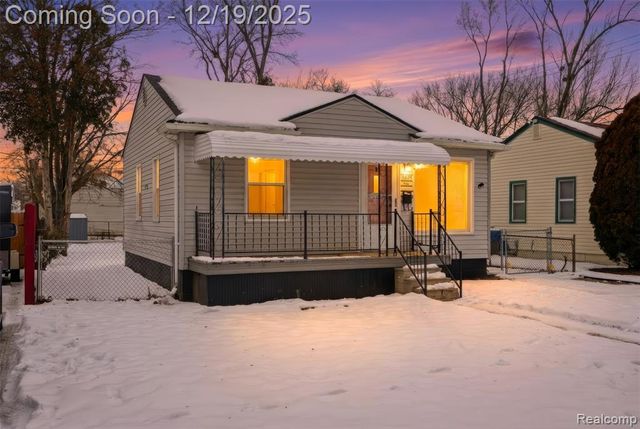 4654 Gloria Street, Wayne, MI 48184