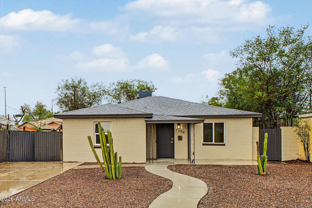 1006 E WELDON Avenue, Phoenix, AZ 85014 — exterior