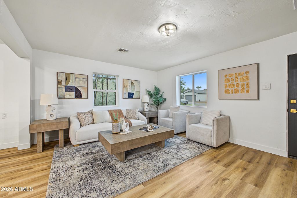 1006 E WELDON Avenue, Phoenix, AZ 85014 — photo 3