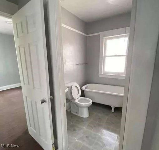 474 E 128 Street, Cleveland, OH 44108