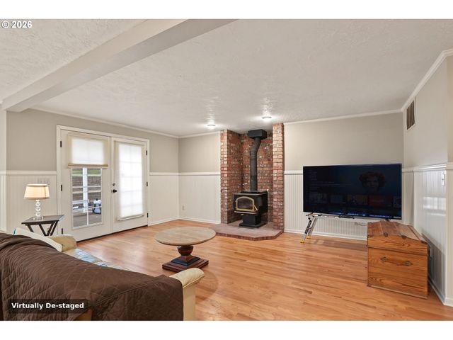 920 SUNMIST Ct, Salem, OR 97306