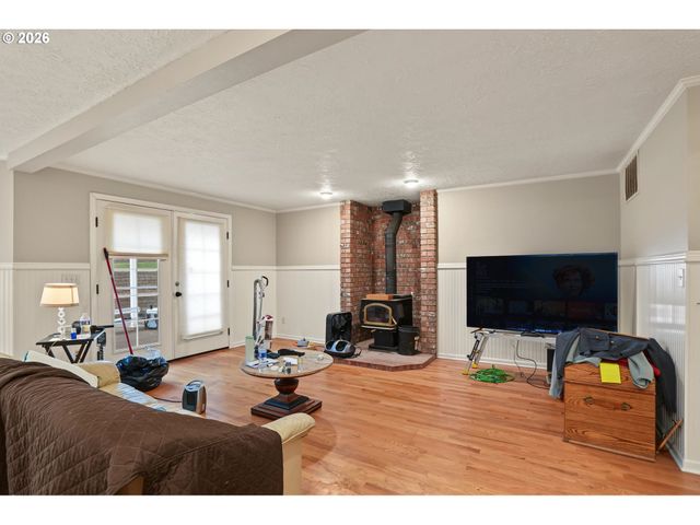 920 SUNMIST Ct, Salem, OR 97306