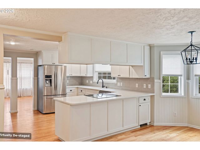 920 SUNMIST Ct, Salem, OR 97306