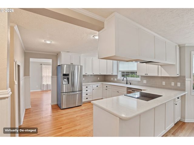 920 SUNMIST Ct, Salem, OR 97306