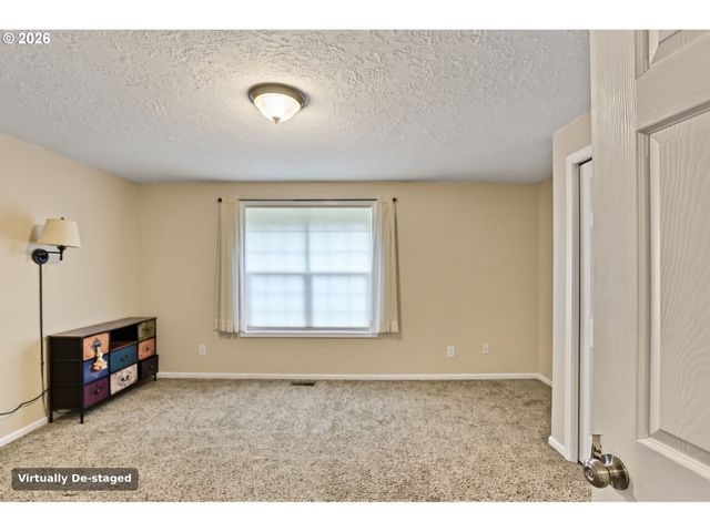 920 SUNMIST Ct, Salem, OR 97306