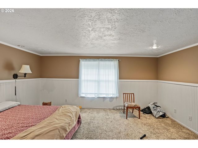 920 SUNMIST Ct, Salem, OR 97306