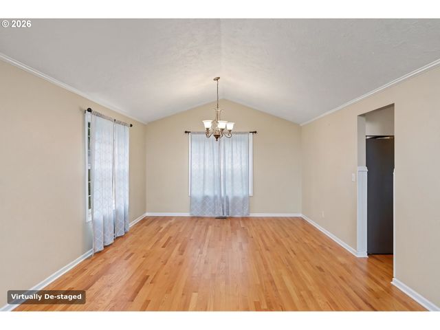 920 SUNMIST Ct, Salem, OR 97306
