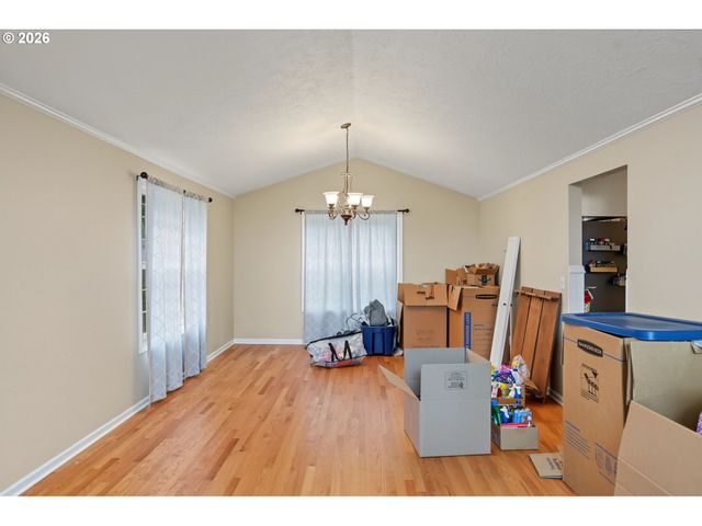 920 SUNMIST Ct, Salem, OR 97306