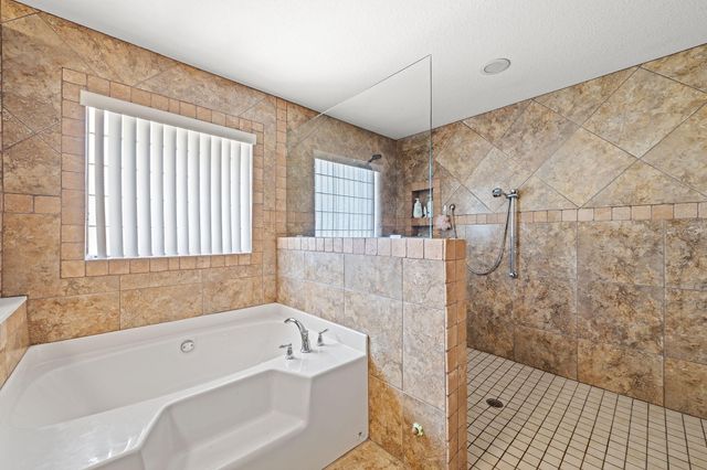 9681 Meadow Wood Lane, Navarre, FL 32566