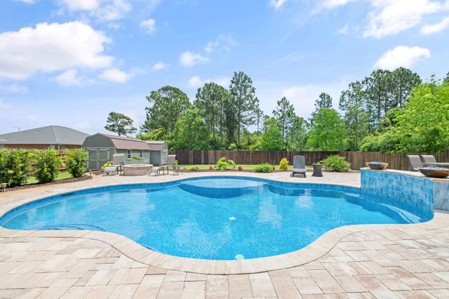 9681 Meadow Wood Lane, Navarre, FL 32566