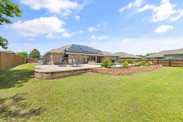 9681 Meadow Wood Lane, Navarre, FL 32566