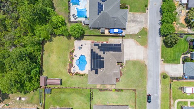 9681 Meadow Wood Lane, Navarre, FL 32566