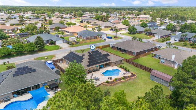 9681 Meadow Wood Lane, Navarre, FL 32566