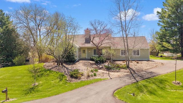 5655 Concord Drive, Fitchburg, WI 53711