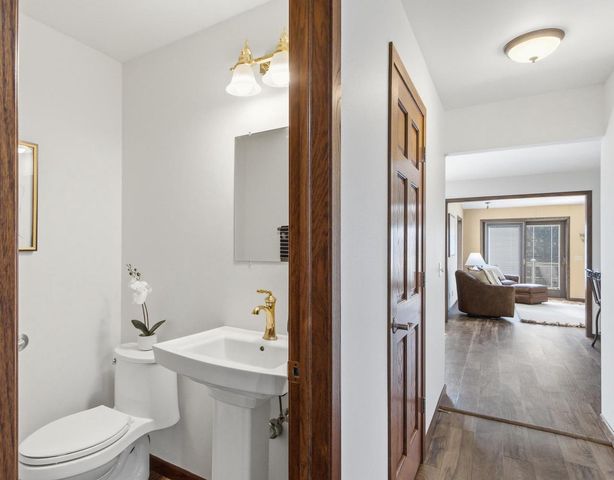 5655 Concord Drive, Fitchburg, WI 53711