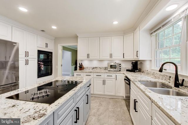 2006 N ALLEVA CT, Accokeek, MD 20607