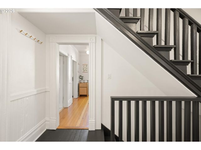 1516 Se PERSHING St, Portland, OR 97202