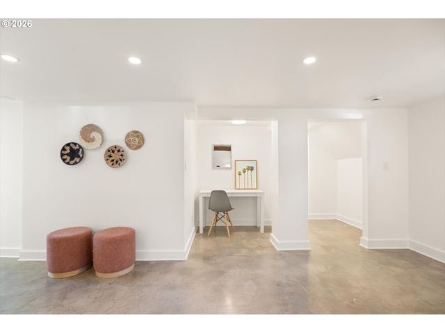 1516 Se PERSHING St, Portland, OR 97202