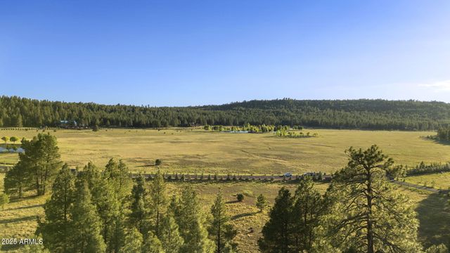 277 E Foxboro Ranch Road 6, Munds Park, AZ 86017