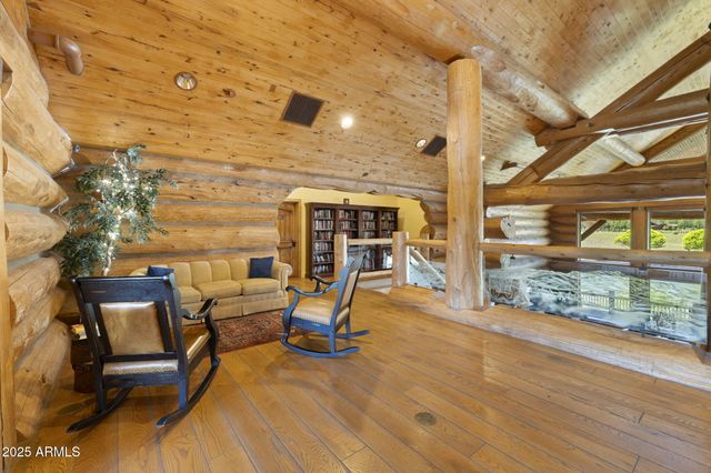 277 E Foxboro Ranch Road 6, Munds Park, AZ 86017