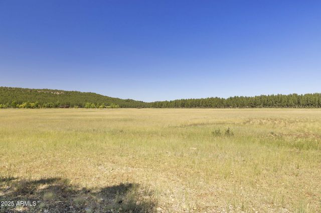 277 E Foxboro Ranch Road 6, Munds Park, AZ 86017