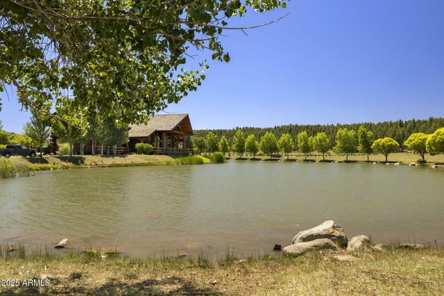 277 E Foxboro Ranch Road 6, Munds Park, AZ 86017