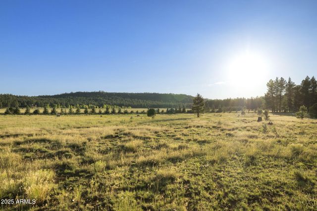 277 E Foxboro Ranch Road 6, Munds Park, AZ 86017