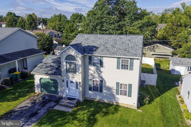 340 AVON ST, Easton, PA 18045