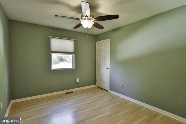 340 AVON ST, Easton, PA 18045