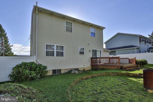 340 AVON ST, Easton, PA 18045