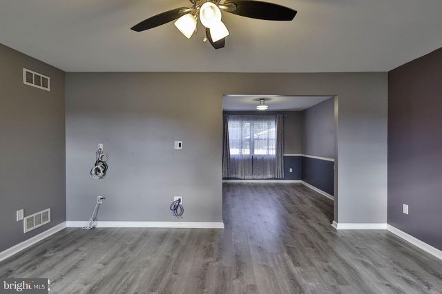 340 AVON ST, Easton, PA 18045