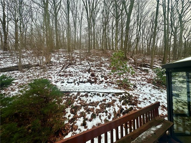 513 Sandra Ln, Indiana Twp, PA 15024