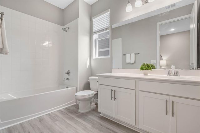 3707 MALAD WAY, Tavares, FL 32778