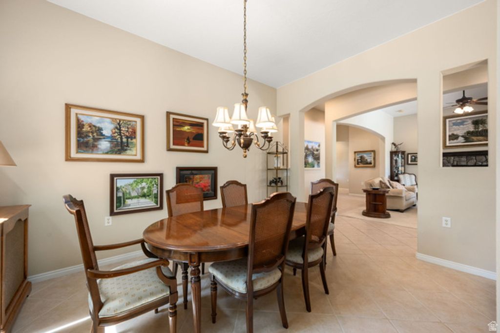Image 3 of property listing at 4667 S WHISPER POINT DR, St. George, UT 84790