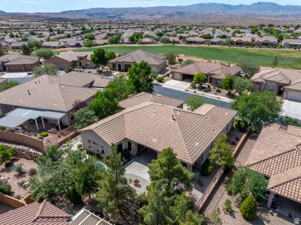 Image 37 of property listing at 4667 S WHISPER POINT DR, St. George, UT 84790