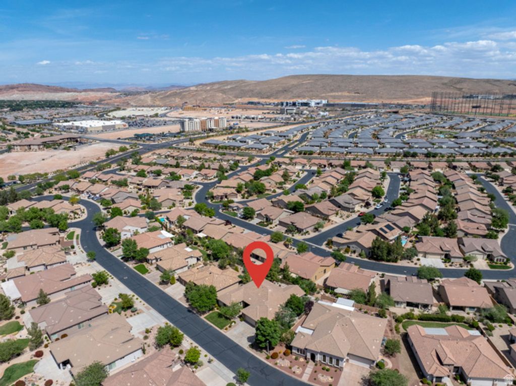 Image 40 of property listing at 4667 S WHISPER POINT DR, St. George, UT 84790