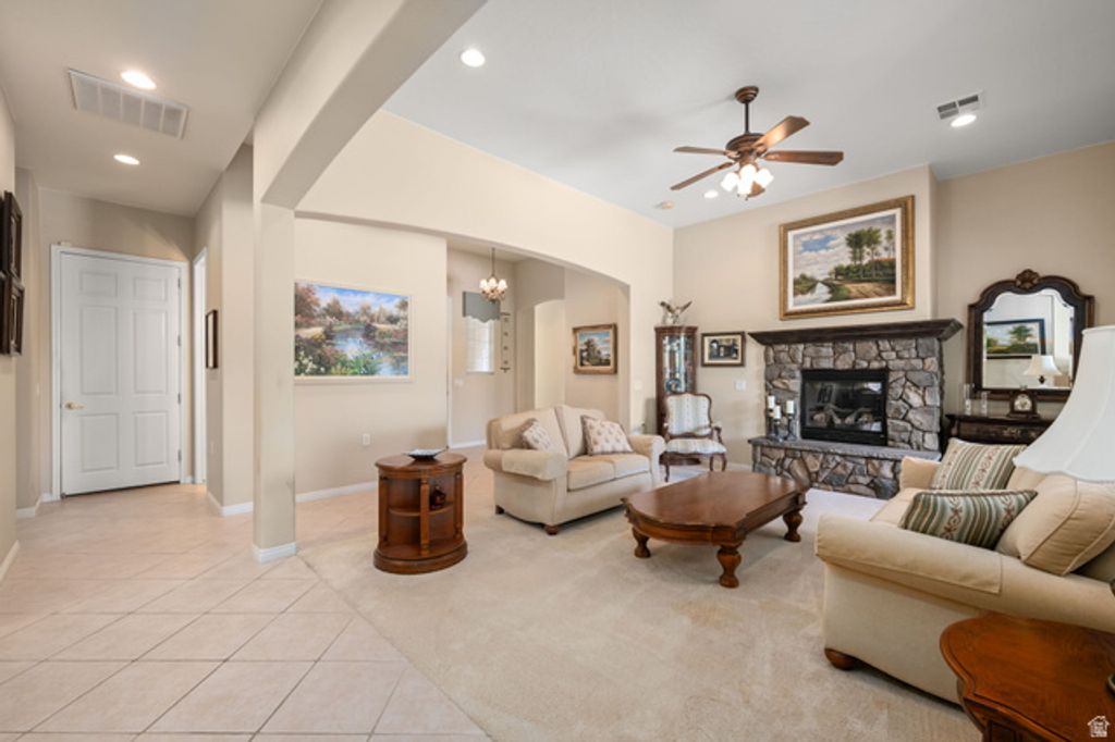 Image 8 of property listing at 4667 S WHISPER POINT DR, St. George, UT 84790