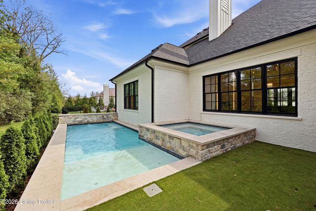 6517 Rosecliff Ct, Prospect, KY 40059