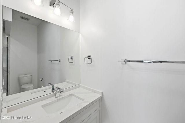 6517 Rosecliff Ct, Prospect, KY 40059