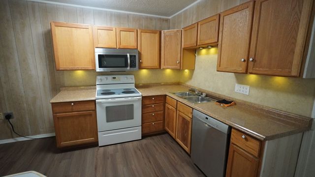 4171 Broken Bow Drive, Lone Oak, TX 75453